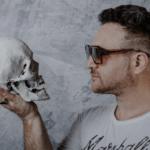 JEFFRY FISCHMAN INICIA SU ETAPA SOLISTA CON  “ALEJÁNDOME DE TI”